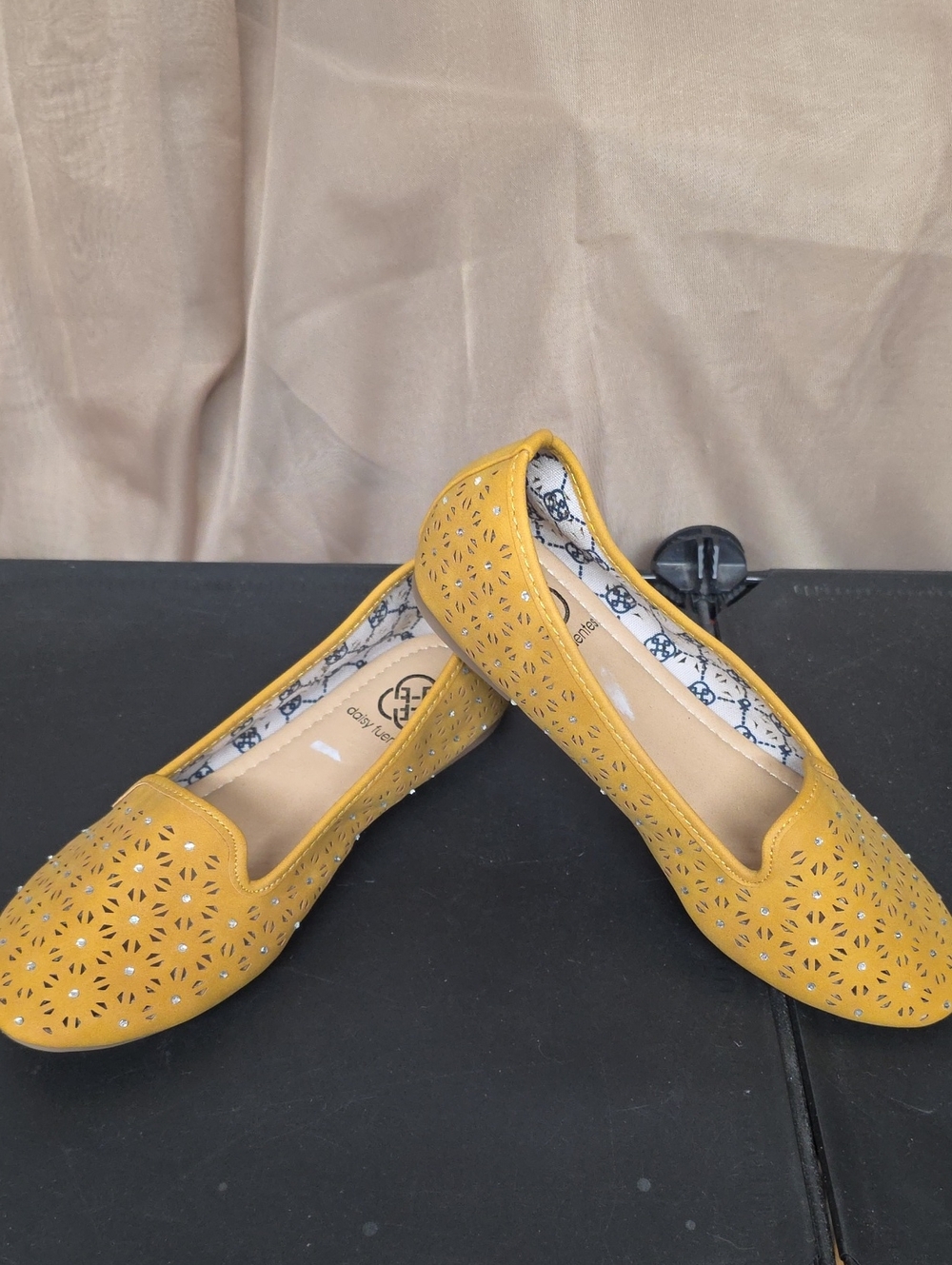 Brand New, Daisy Fuentes Girls Size 1 Mustard Yellow Ballet Flats W/Diamond Gems